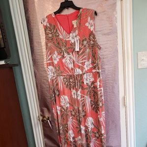 NWT: Romper with room